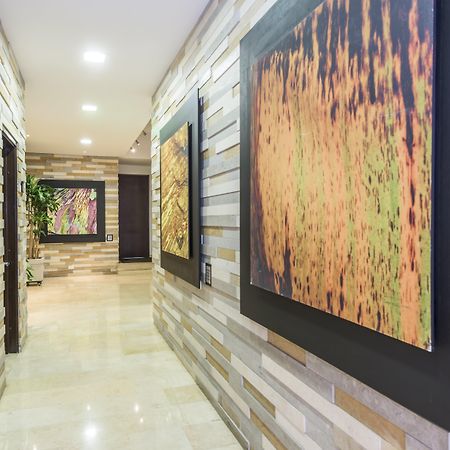 Holiday Inn Express Bogota - Parque La 93 By Ihg Екстериор снимка