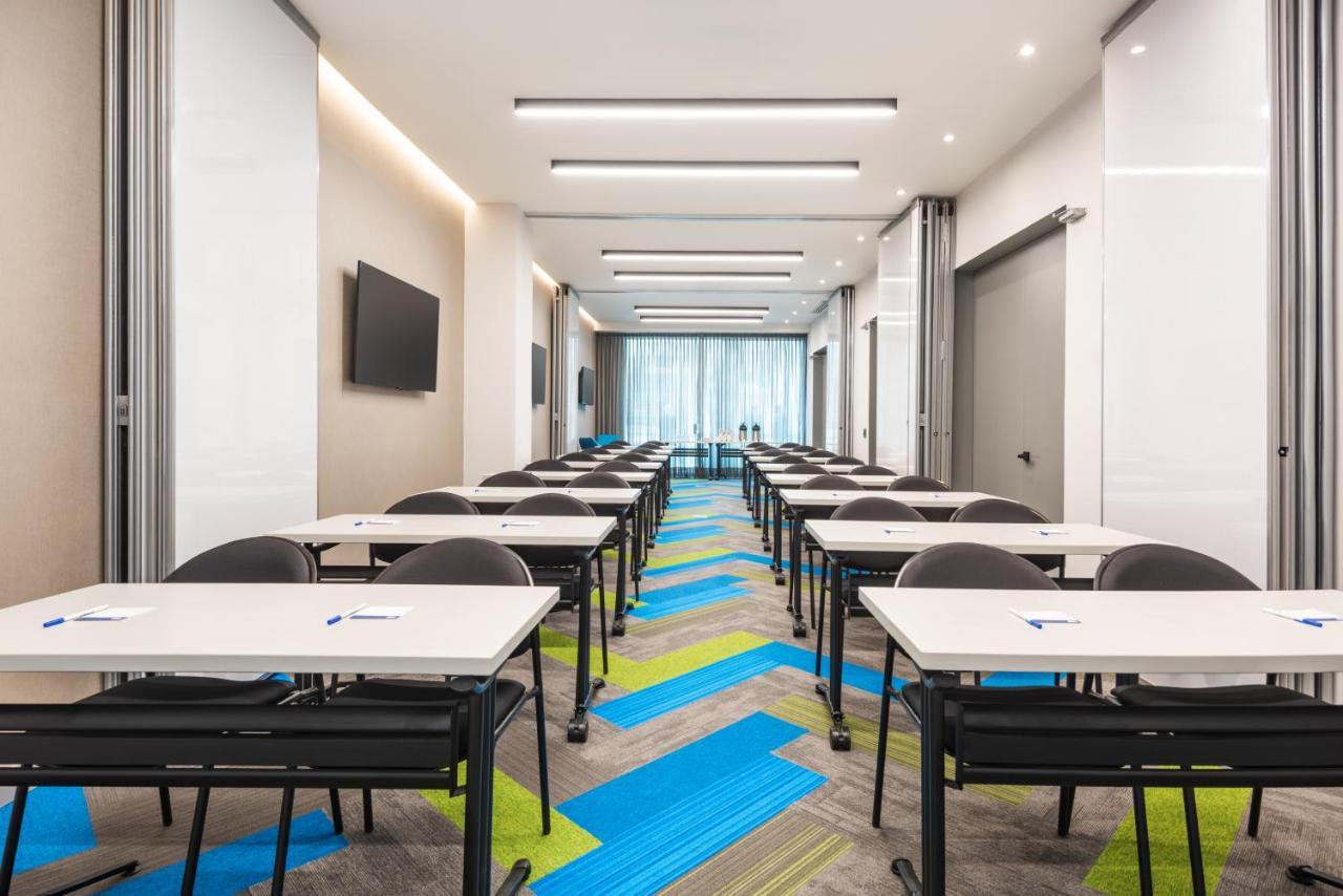 Holiday Inn Express Bogota - Parque La 93 By Ihg Екстериор снимка